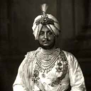 18. Maharaja Bhupinder Singh – Indiens playboy-prins med 365 fruar och en pool för elefanter