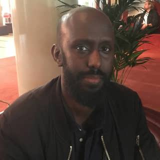 Lisbeth Palme oo geeriyootay, ”Khayaanadii ugu weyneyd ee canshuurta Yurub” iyo Axmed oo filim ka sameeyey dhallinyarada u safra jihaadka