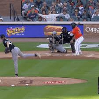 Detroit Tigers Eject Woman For Wearing Jesus Shirt