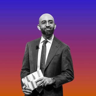 What Next - Off the Record: Draining the Press Pool