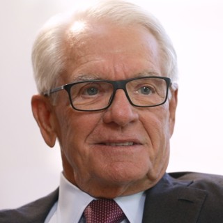 Charles Schwab: Investor and Financial Executive
