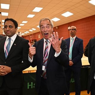 Local elections: Reform seizes Runcorn in teal tsunami