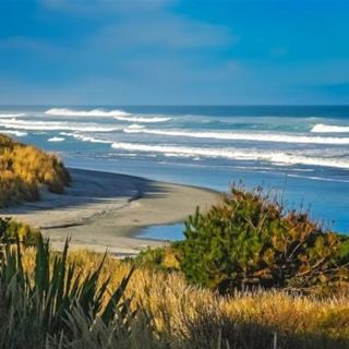 Slow Crashing Ocean Waves - 10 Hours Sleep Sound