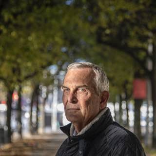 Claes Elfsberg: "Det är ingen ordning på sorgen, den är huller om buller"