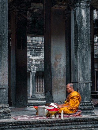 Guided Meditation for blissful inner peace and calmness || Zen meditation being in the present moment