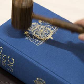 Wararka maanta ee Raadiyaha Iswiidhen