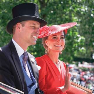 UK Halts Chagos Islands Deal, Duke and Duchess Christen HMS Glasgow, UK Net Migration Drops 50%, UK Considers Chemical Castration, and more...