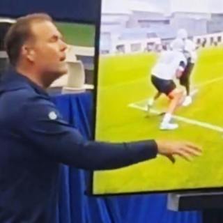 Dallas Cowboys COACHING STAFF TEACHING FOOTBALL STRATEGY!