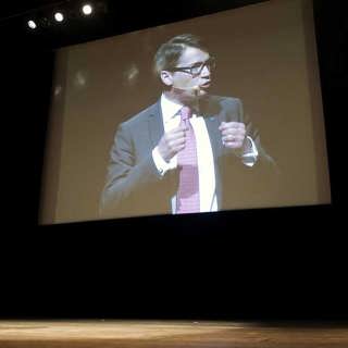 Kan Göran Hägglund rädda partiet?