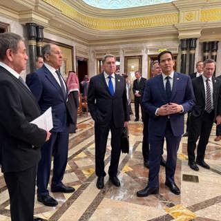 US-Russia Ukraine talks, European security and Delta plane flip