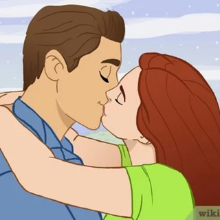 How to Get a Boy to Kiss You when You're Not Dating Him