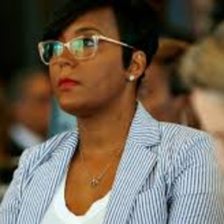 Atlanta Face of Police Reform? | What's Happening | Ask Leading Women