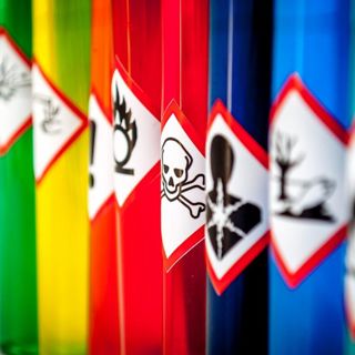 #581: Cut, Burn, Poison with Dr. Andrew Kaufman