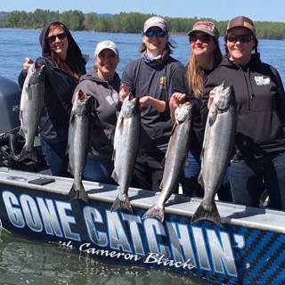 High Water Chinook Breakdown - Great Lakes vs. West Coast Steelhead Fishing | Finding Walleye