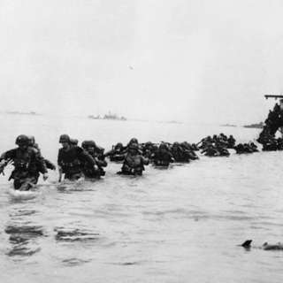 Murdoch marries Zhukova, 80th Anniversary D-Day Commemoration, Sunak's Early Election Chaos, Tommy Robinson Protests in London, and more...