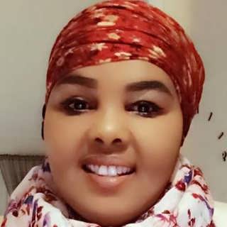 Jan Björklund oo ka degi doona hoggaanka. Ciidda qowmiyadda Saamerka iyo Ifrah Ali Kirih oo ku guuleeysatay riyadeedii lix jirka.