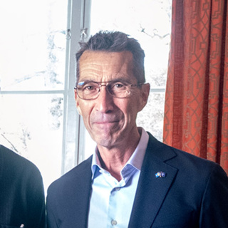 48. Fd Överbefälhavare Micael Bydén om världsläget och upprustningen