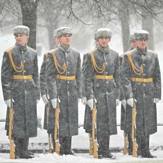 Putin prepares secret rolling conscription & exclusive: the British microchip powering Russia’s missiles