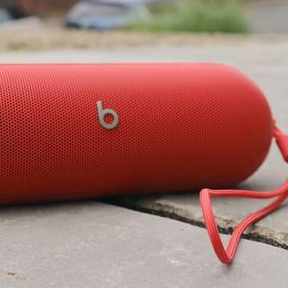 Beats Pill, Final Cut Camera and even beta RCS are out now on the AppleInsider Podcast