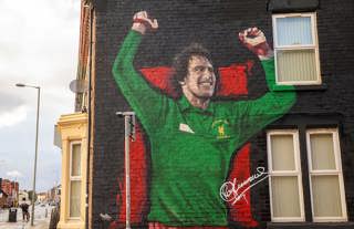 Andy Heaton: The Shoot Treatment