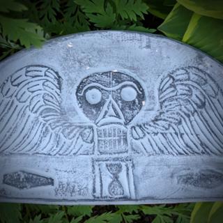 Gravestone Girls: Cemetery Art and History Devotees