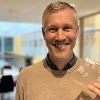 Här är glaset som lurar ljuset