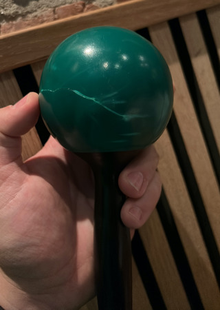 Avsnitt 3 - "Present från Jerry och tyska maracas" - efter Aranäs hemma