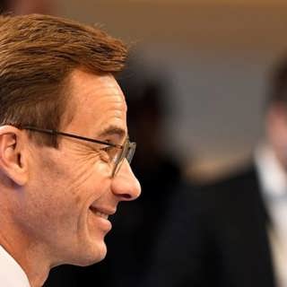 Afhayeenka oo Ulf Kristersson u magacaabay inuu dawlad soo dhiso iyo Maamullada casaanka ee dalka oo hoos u dhacey doorashadii kadib