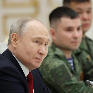 Is Putin on the backfoot in Ukraine and in Russia?