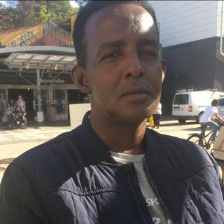 Sweden oo noqotay deeq bixiyaha ugu wanaagsan. ’’Layla Cilmi waxay ku guulaysatey kartideeda’’ iyo ''Halla dhowro xuquuqda dadka naafada ah'