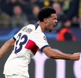 Porto and Paris progress on night of high drama