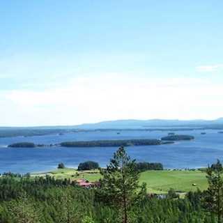 Spår från yttre rymden vid Dellensjöarna