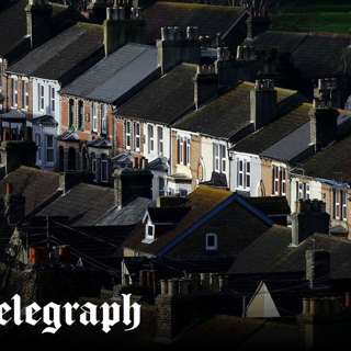 Elton John Attends Musical Premiere, Gregg Wallace Faces Backlash, UK House Prices Surge Near Records, UK Supermarkets Face Labor Scrutiny, and more...