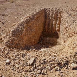 Syrian mass grave, U.S. data darkness and French pensions