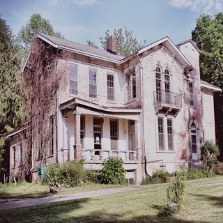 Phantasmal Crime 11 - Thornhaven Manor
