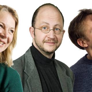 Varningstexter i lyckokakor! Göran Everdahl, Helena von Zweigbergk och Per Naroskin i Spanarna