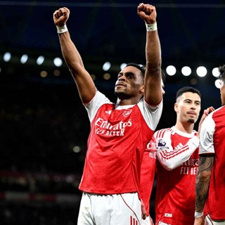 Arsenal REGAIN their five point advantage & do Chelsea have a discipline problem?