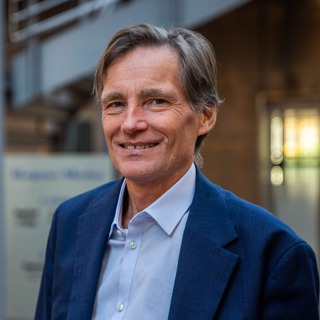 Robert Næss: – Jeg ser flust med billige aksjer