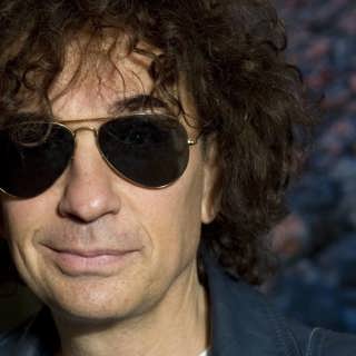 Magnus Uggla: Det är klart jag dricker fredagsdrinken