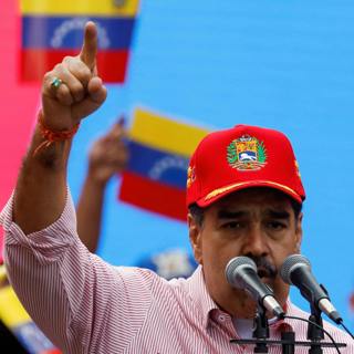 Trump and Maduro, Netanyahu's pardon request and data center backlash