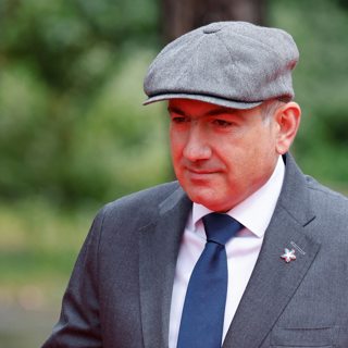 Пашинян против Армянской церкви. Что происходит?