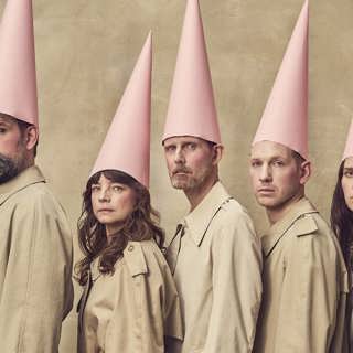 Bön för idioter – en tragisk komedi i samtiden