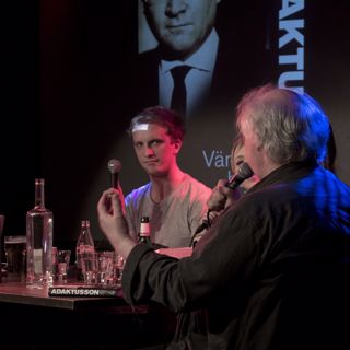 Lars Adaktusson ”Världens bästa story” (2011)