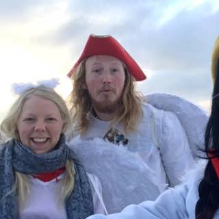 Civilingenjör på luffen – utklädd till ängel