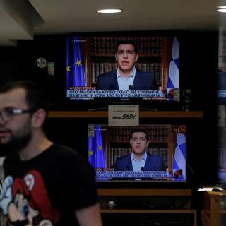 Hög dramafaktor i bevakning av grekkrisen och wallraffandets gränser