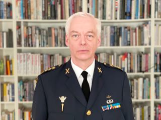 "Ryssland är både svagare och starkare än vi tror"