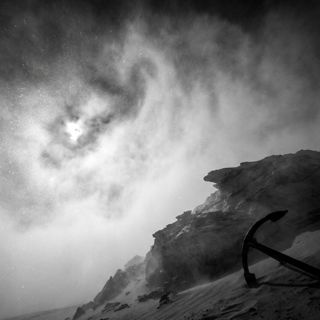 The Bodélé Depression Diatomite-Dust Cloud