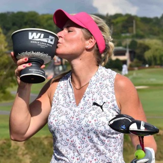 #29 - Sandra Carlborg - 6-faldig världsmästare i longdriving & verklighetens Happy Gilmore i rosa