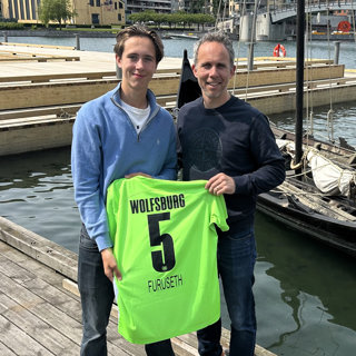 Truls (16) flytter til Tyskland for å leve fotballdrømmen