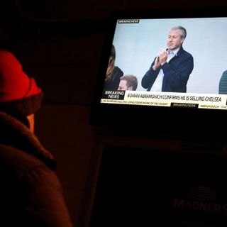 Why is the UK so slow in sanctioning oligarchs?